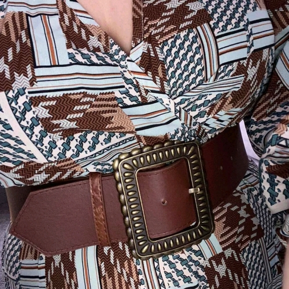 Women's wide brown vegan leather boho chic vintage big bronze buckle waist belt - Picture 9 of 17